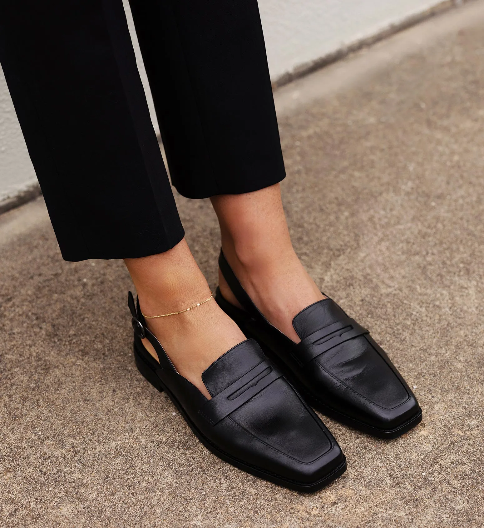 Macaw Black Leather Loafers