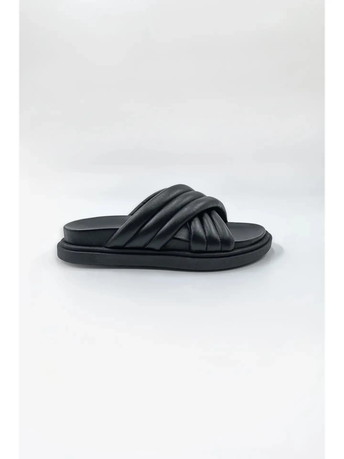 Maneo Anna Leather Slide Sandal| Black
