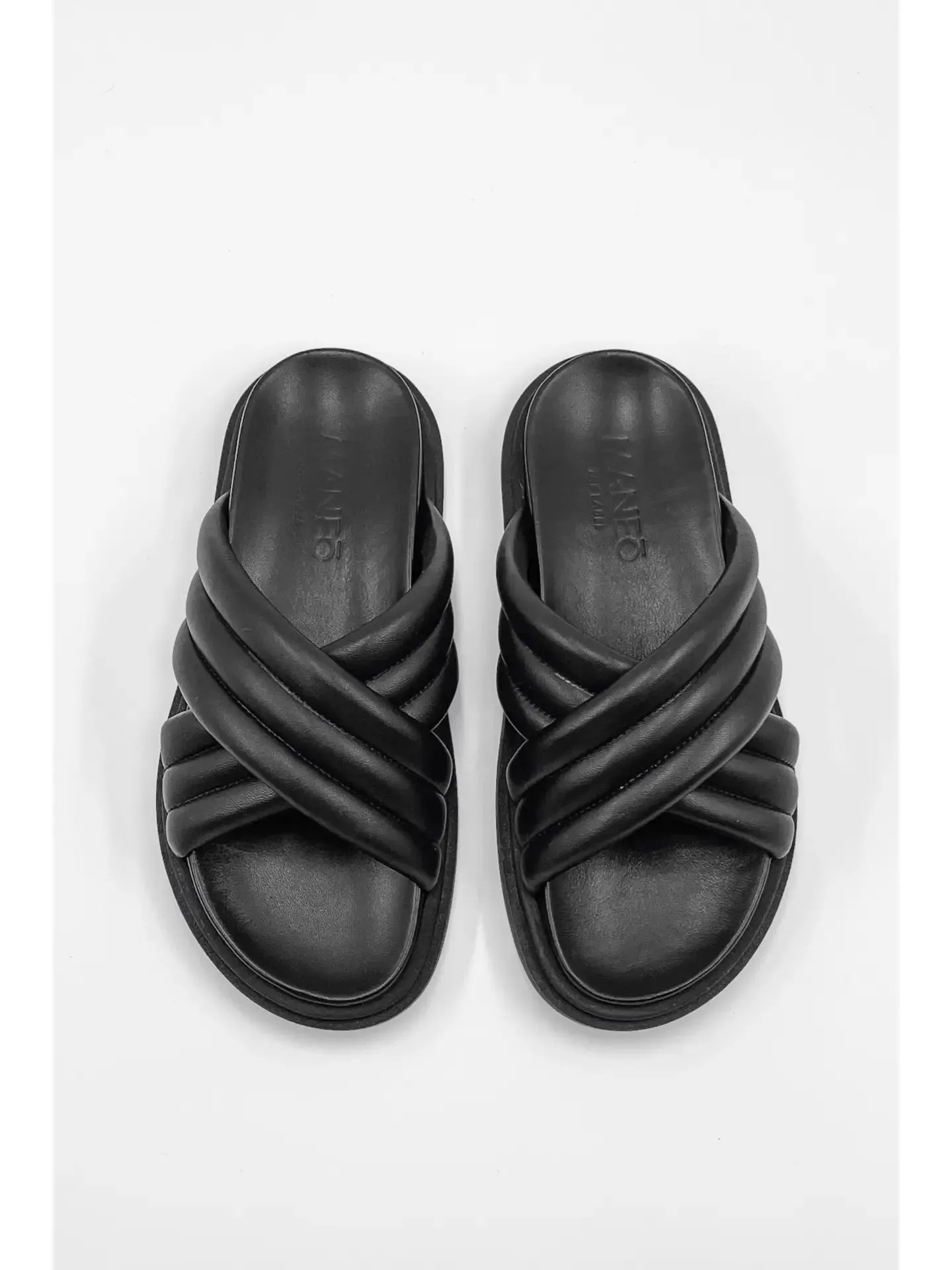 Maneo Anna Leather Slide Sandal| Black