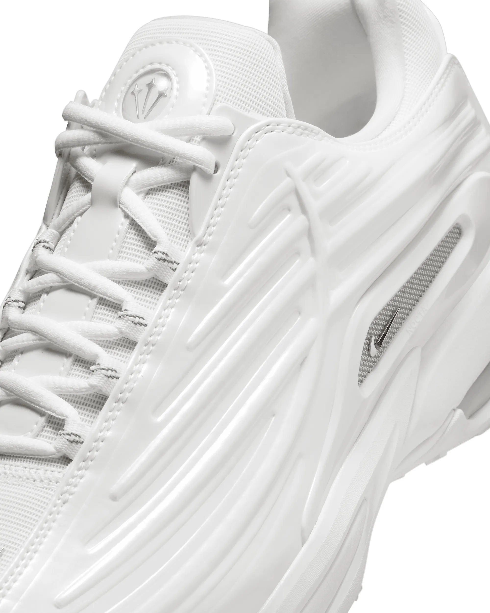 Nocta Hot Step II - White / Chrome / University Gold
