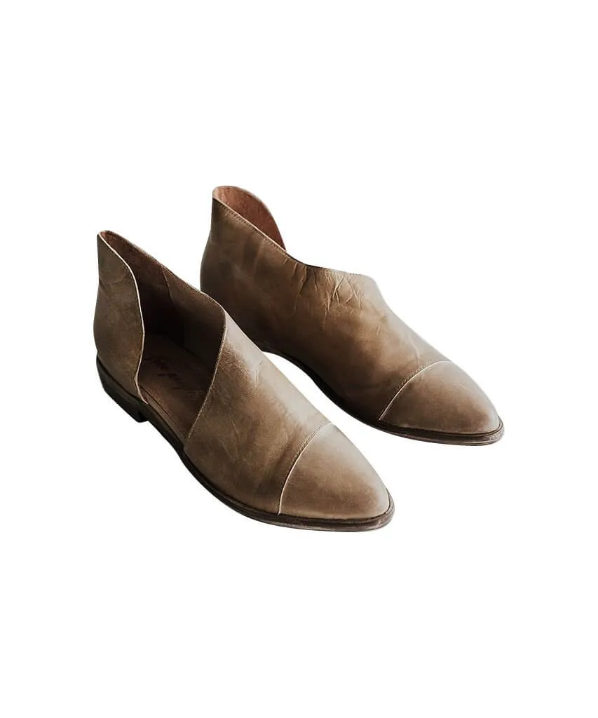 Royale Flat, Brown