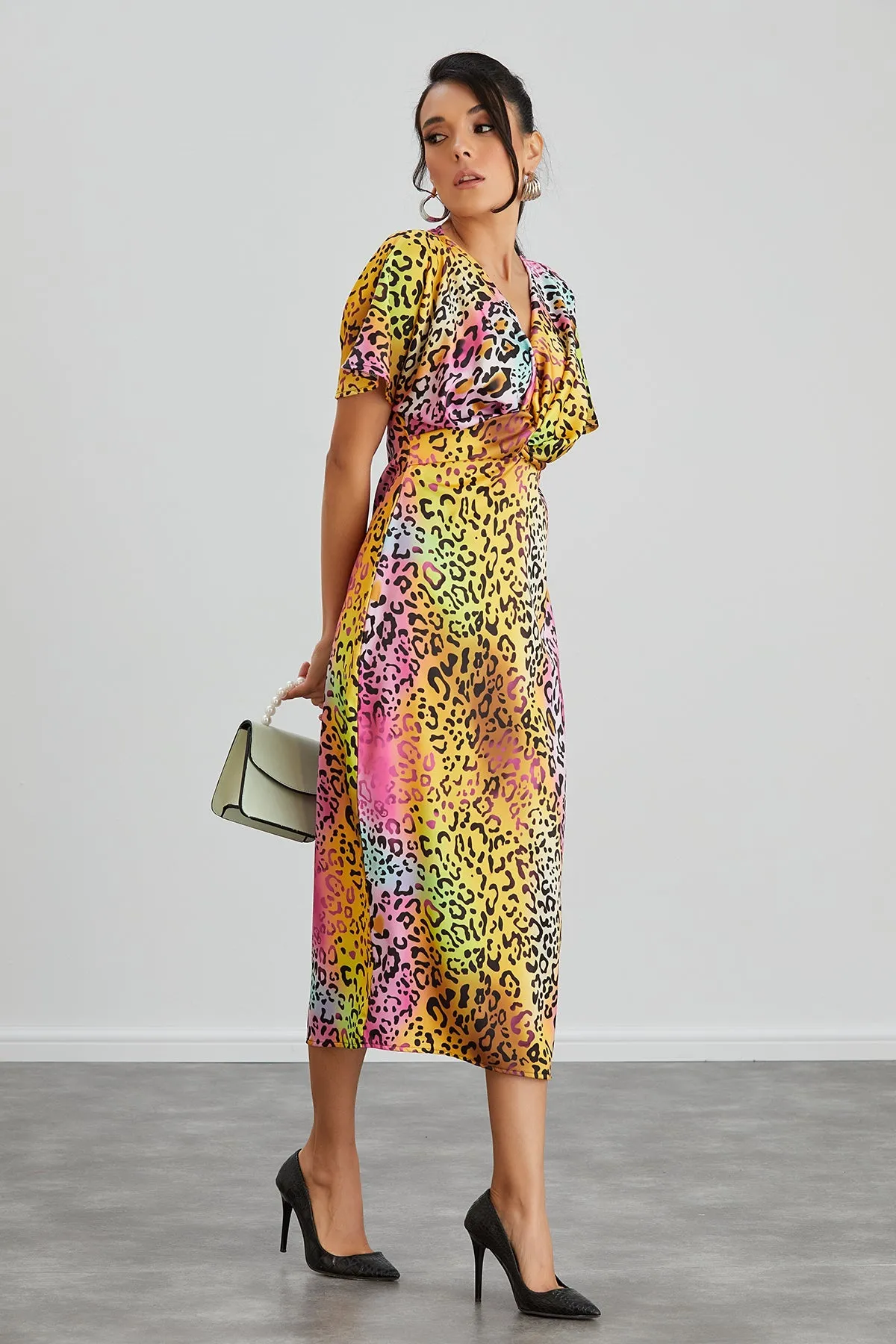 Twist Midi Dress in Pink Leopard print